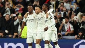 A Tennis Scoreline at the Bernabéu: Mbappé and Vinícius Overwhelm Monaco on a Night of Contrast